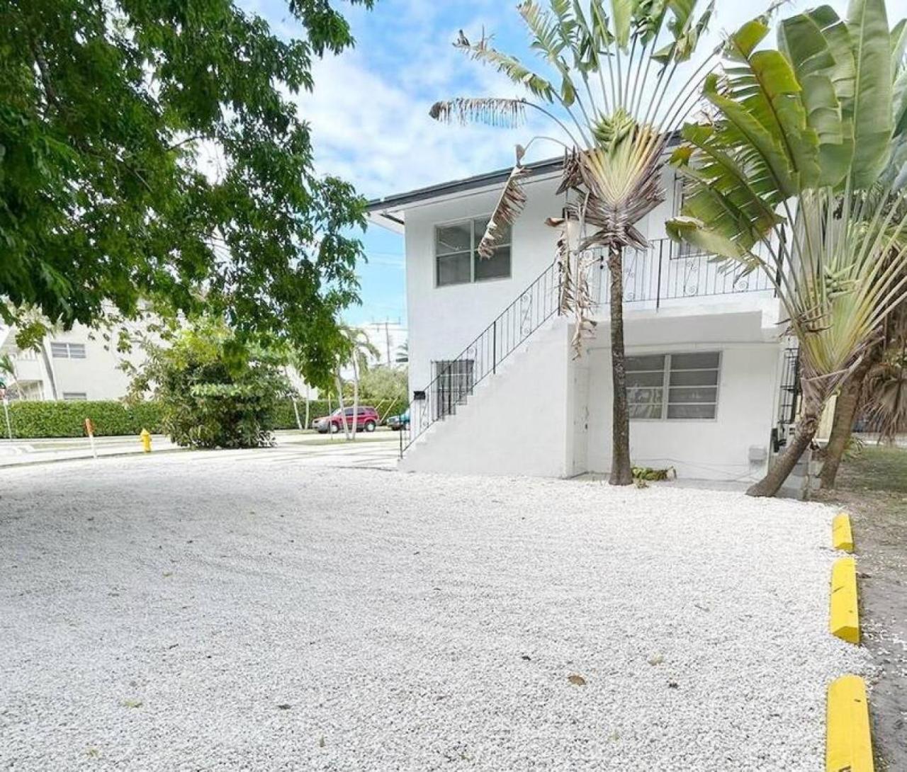 Fully Equipped Apartments With Parking Near Cocowalk Miami Zewnętrze zdjęcie