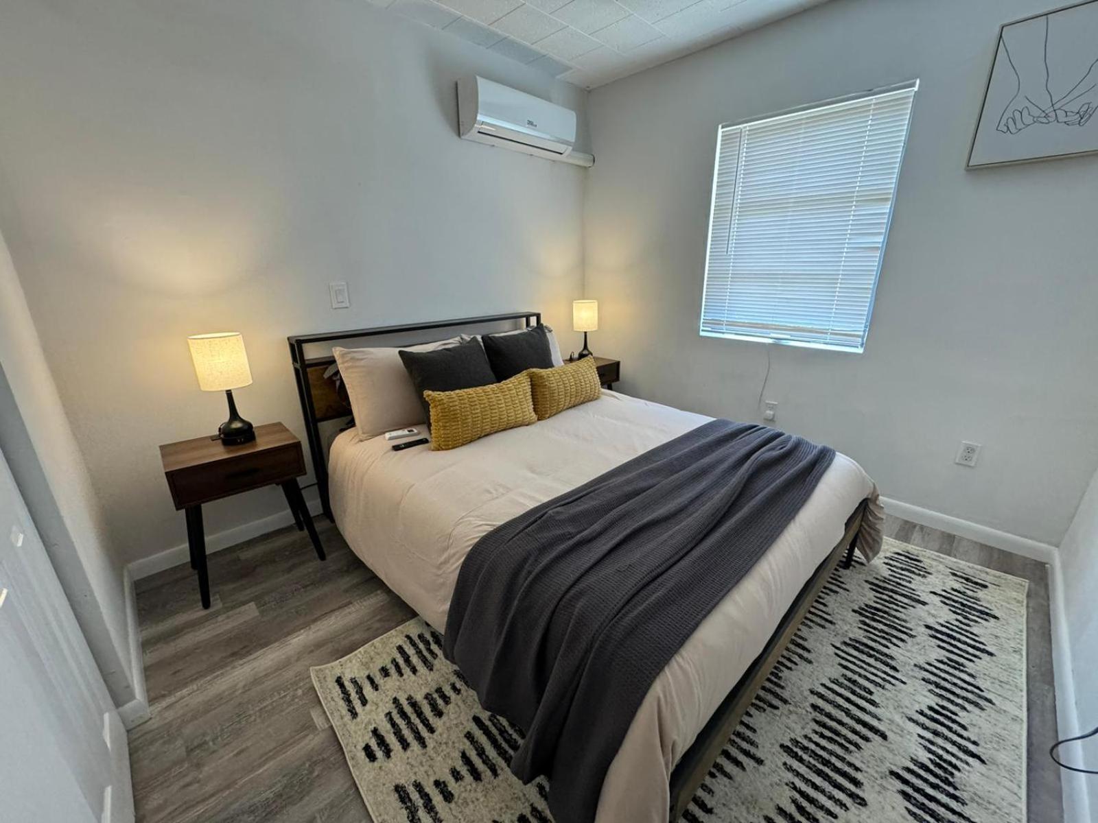 Fully Equipped Apartments With Parking Near Cocowalk Miami Zewnętrze zdjęcie