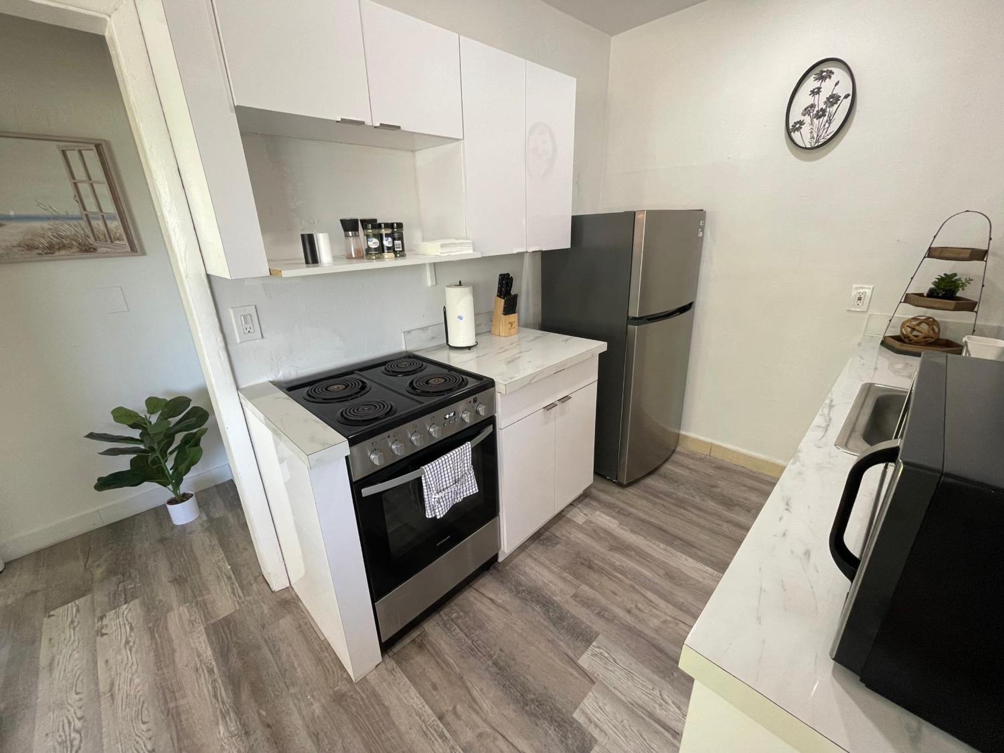 Fully Equipped Apartments With Parking Near Cocowalk Miami Zewnętrze zdjęcie