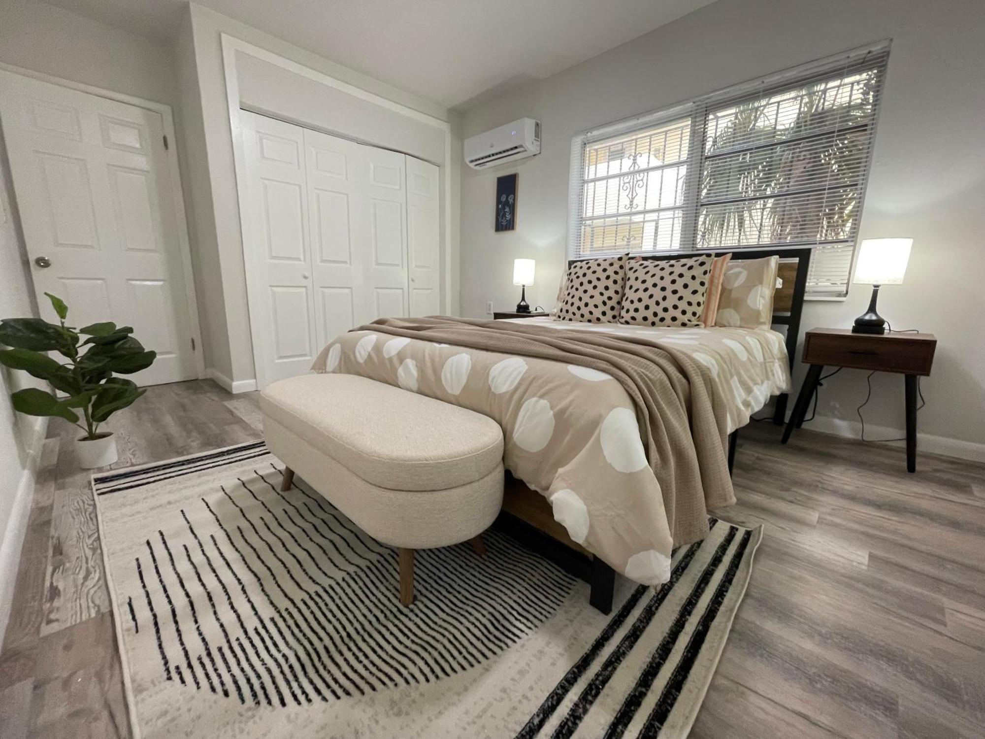 Fully Equipped Apartments With Parking Near Cocowalk Miami Zewnętrze zdjęcie